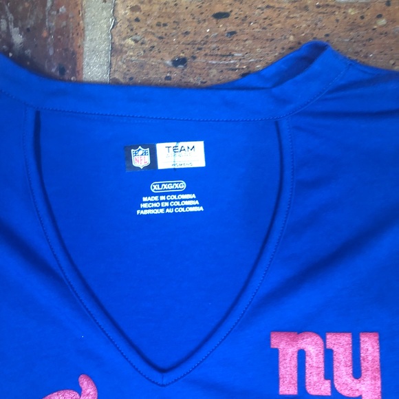 NY GIANTS CUT-OUT V NECK TANK ~ NWOT! - Picture 2 of 4